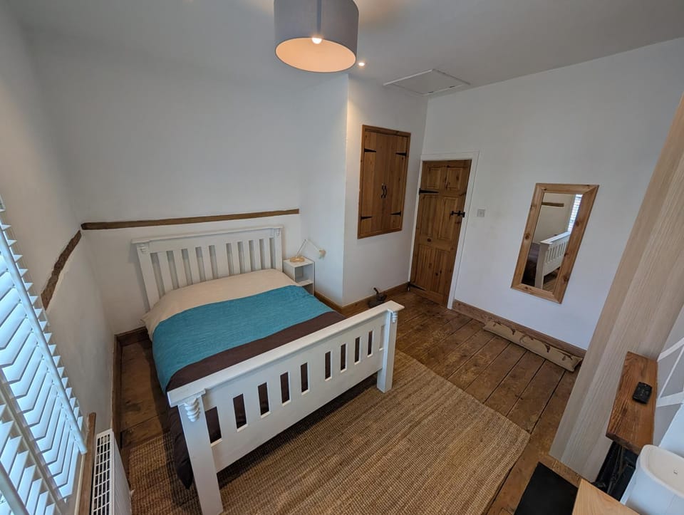 Bed, Bedroom, wardrobe
