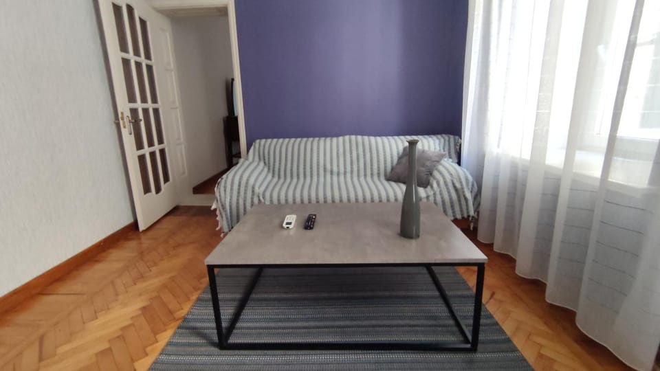 Двухкомнатная квартира в центре недалеко от пляжа Ланжерон Apartment in Odessa