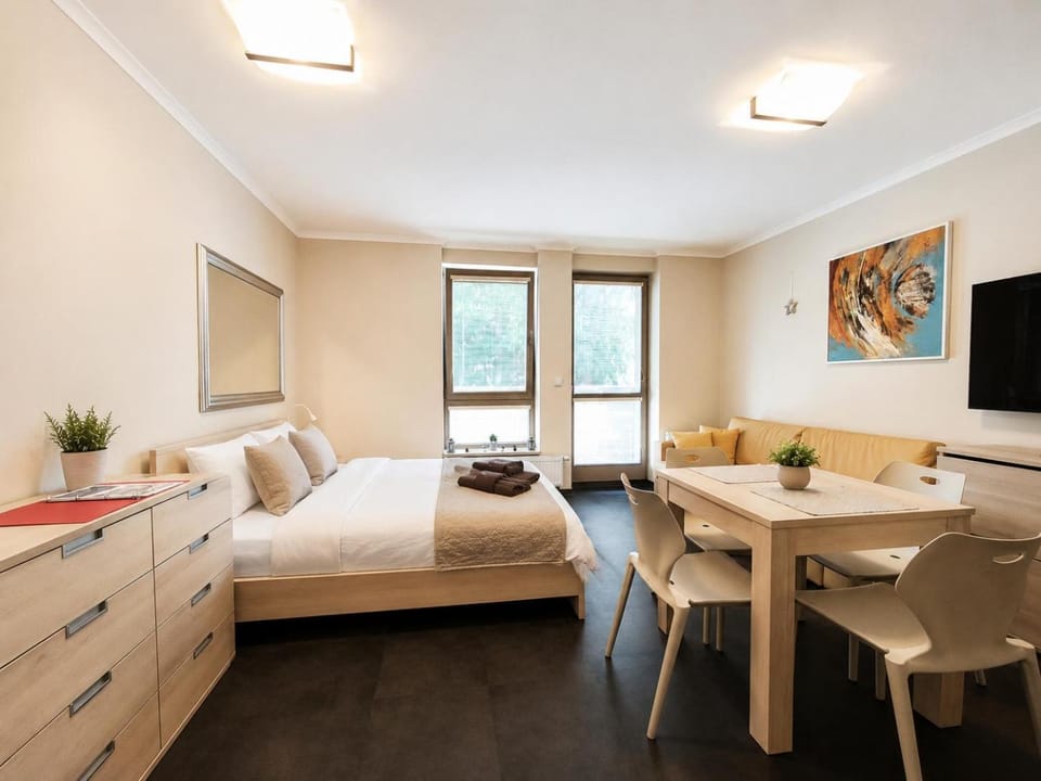 Living room, Photo of the whole room, Bedroom