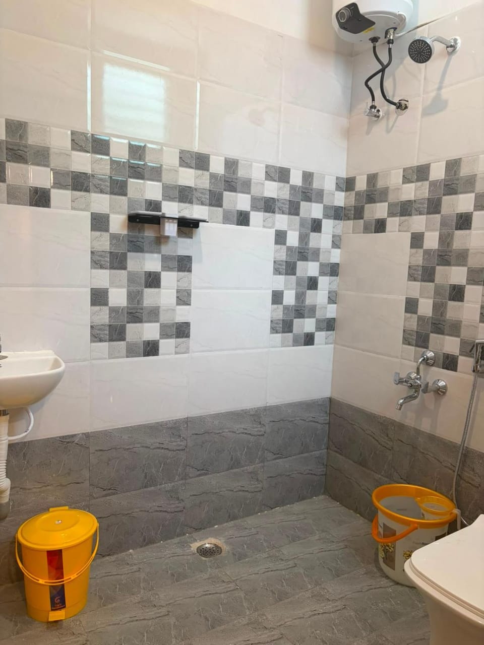Shower, Bathroom