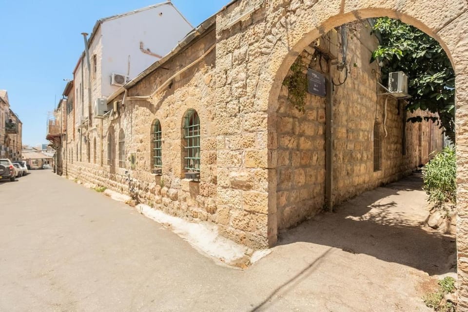 Ora's alley 3Bdrm apartment with balcony Apartment in Jerusalem