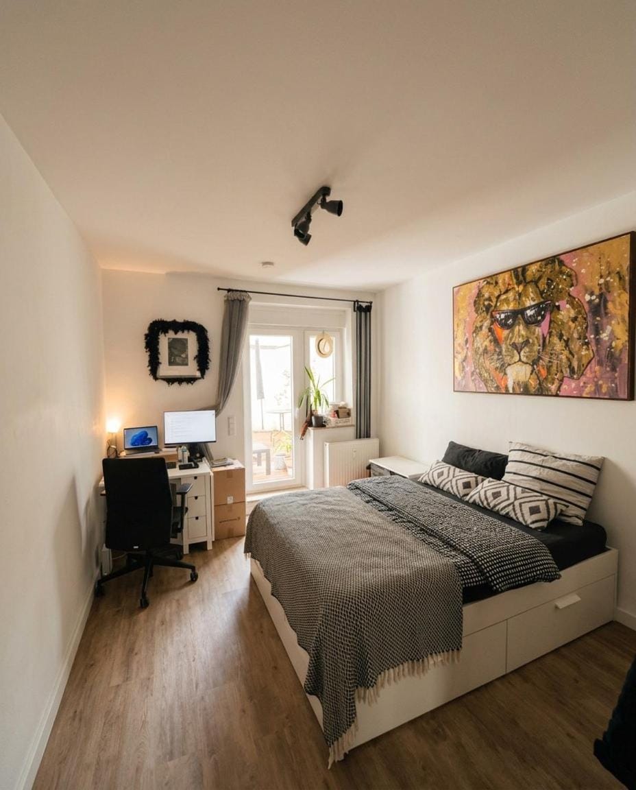 Bed, Bedroom