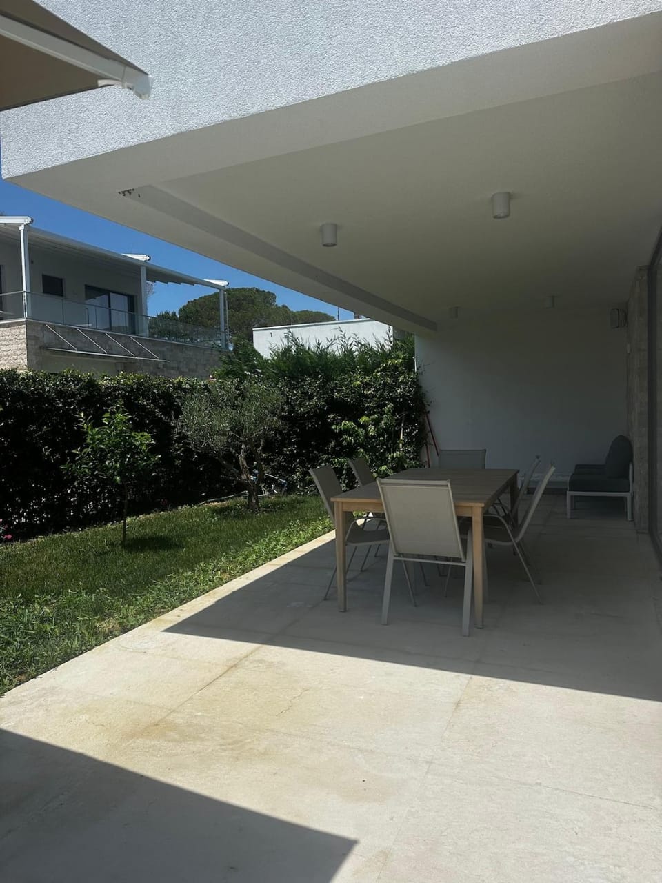 Bliss Properties Luxury Villa with Private Pool 5 Min to Beach, Villa in Tirana County, Albania