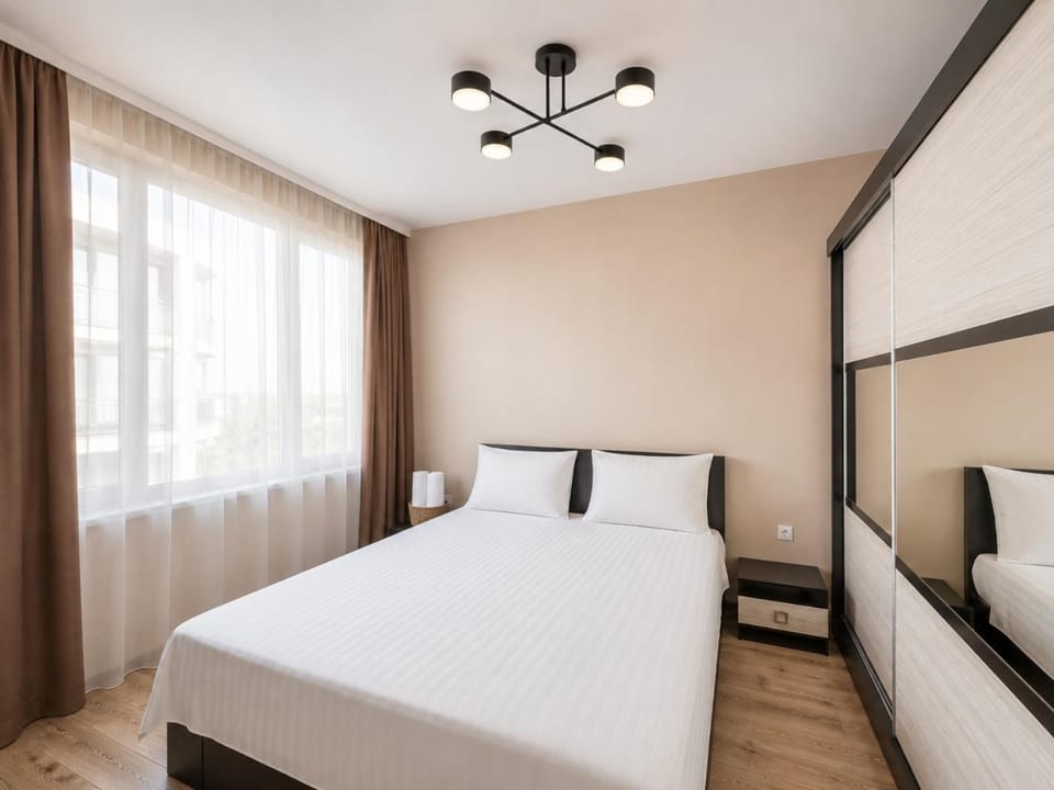 Bed, Photo of the whole room, Bedroom