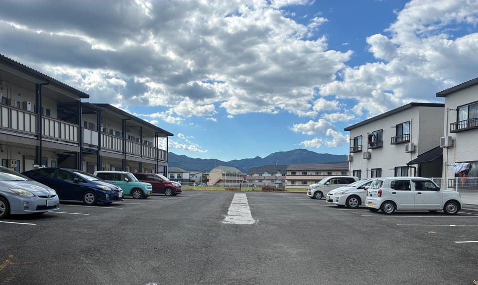 Property building, Neighbourhood, Parking
