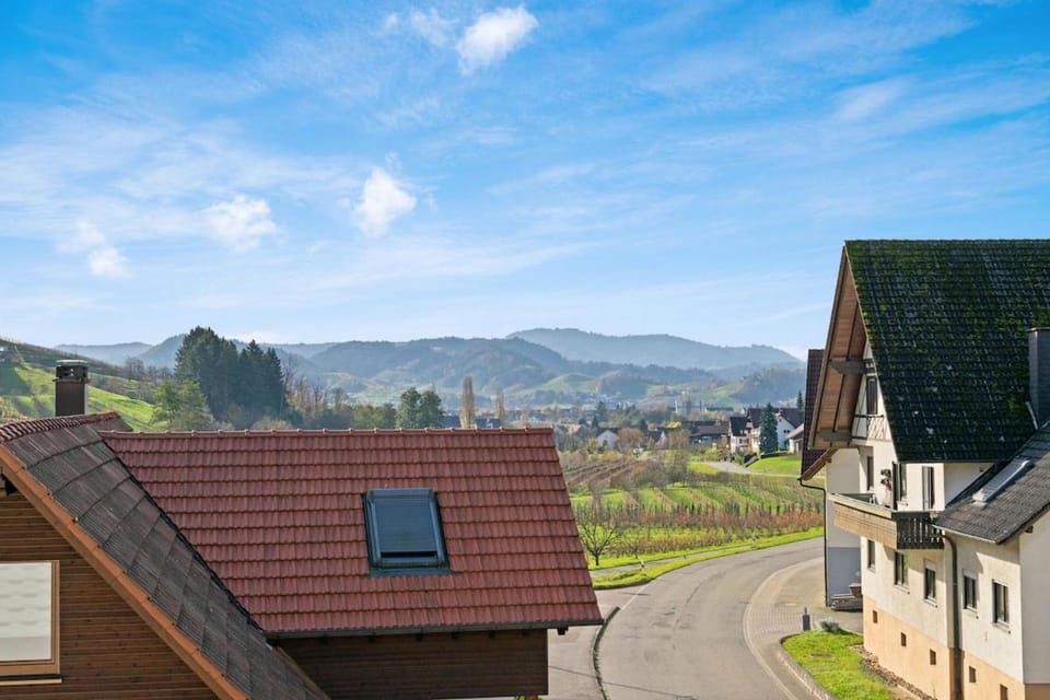 Haus am Bächle, Nähe Europapark und Straßburg Apartment in Ortenau