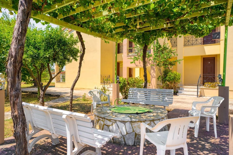 Patio, Garden
