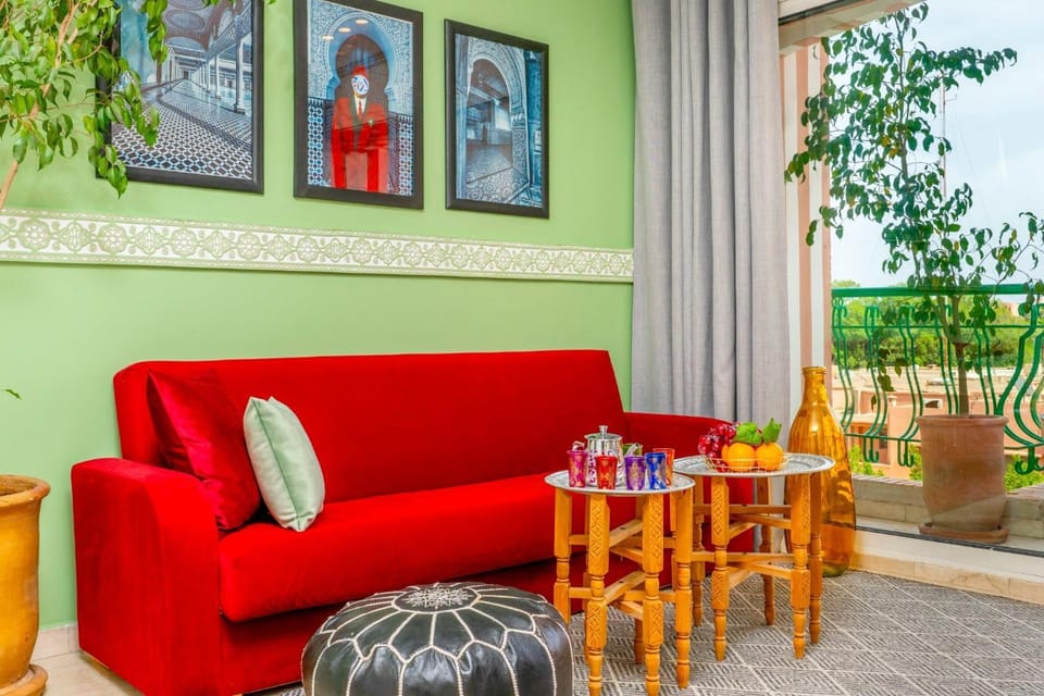 Patio, Day, View (from property/room), Balcony/Terrace, Living room, Seating area, Dining area, Garden view
