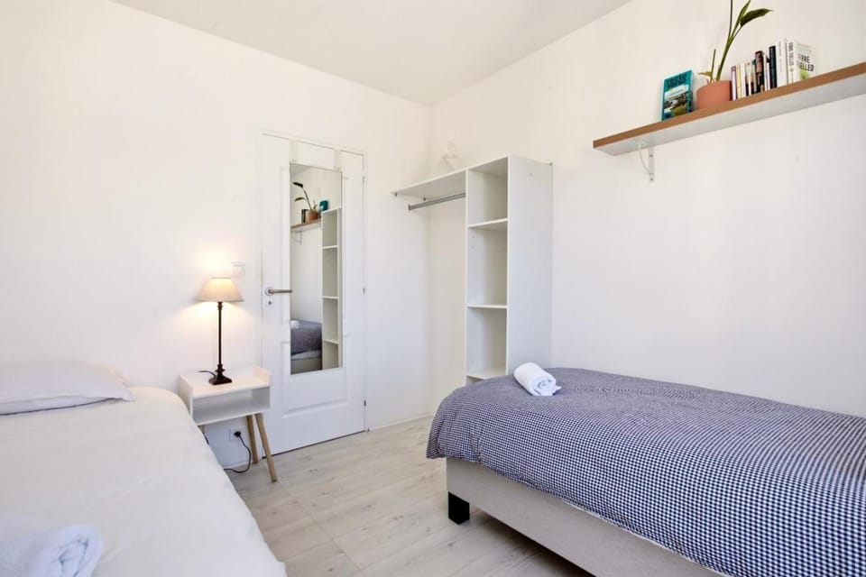 La Lucarne - Lumineux - Hypercentre - Wifi - 6p Apartment in Caen