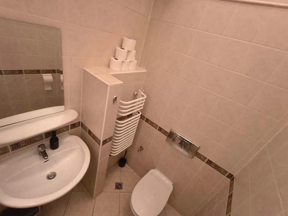 Fantastic-Inn Kraków - B7 Pokój C308 Apartment in Krakow