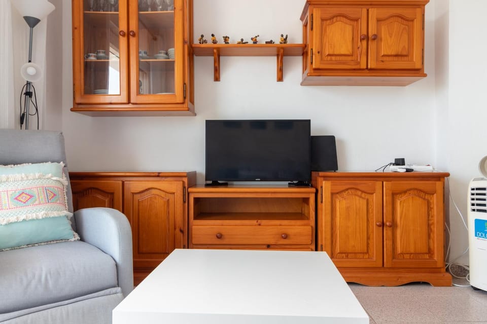 Communal lounge/ TV room, Living room