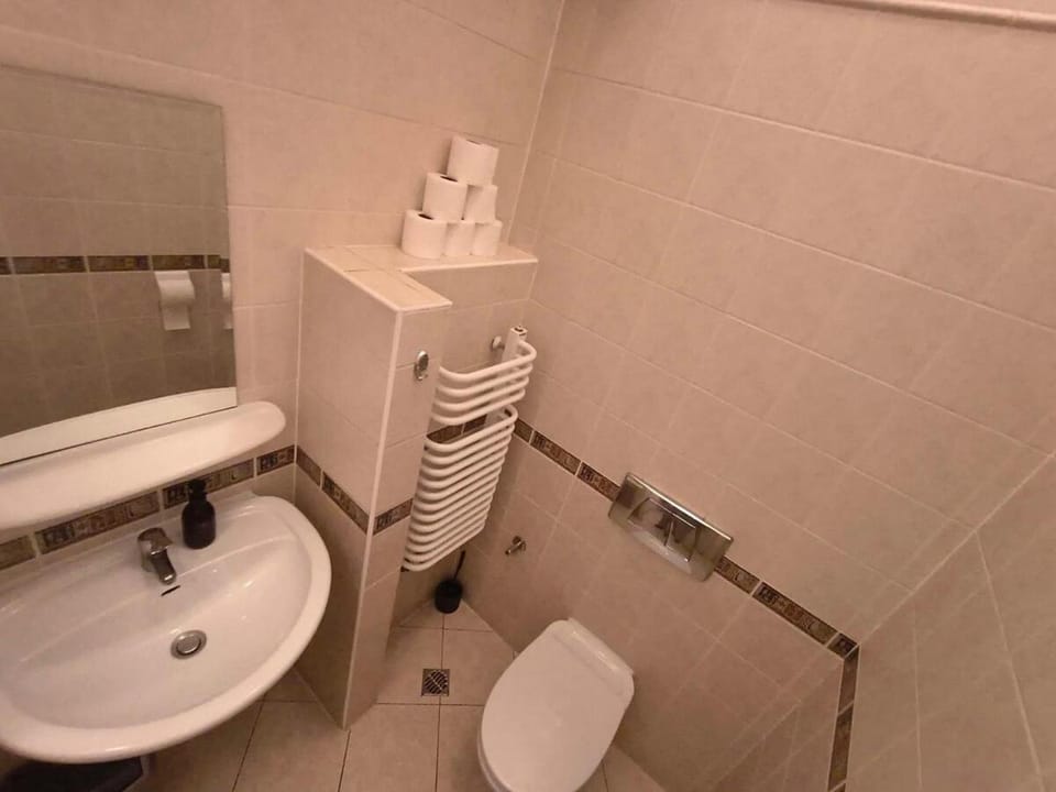 Fantastic-Inn Kraków - B7 Pokój C306 Apartment in Krakow