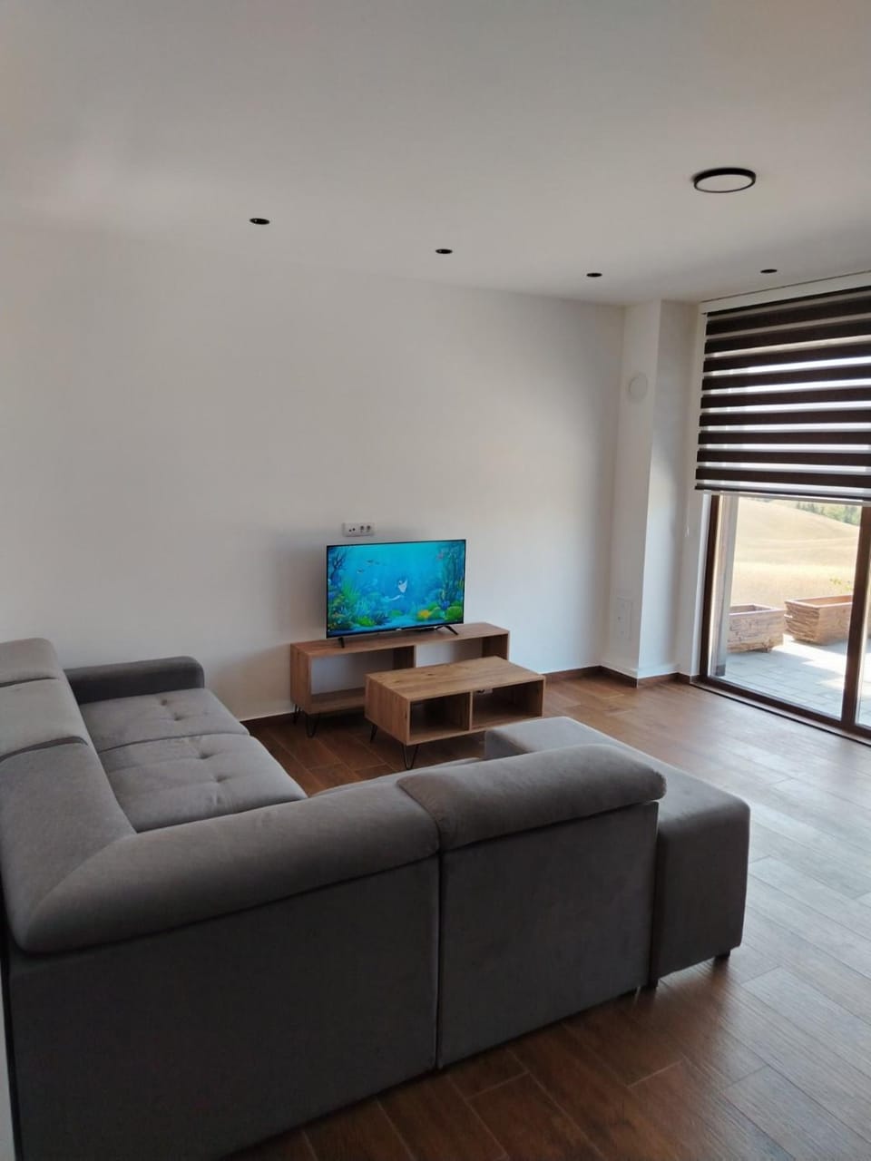 TV and multimedia, Seating area