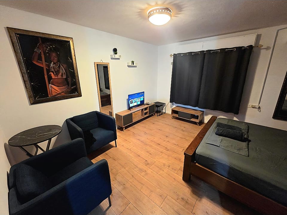 slice of life Apartment in Haifa
