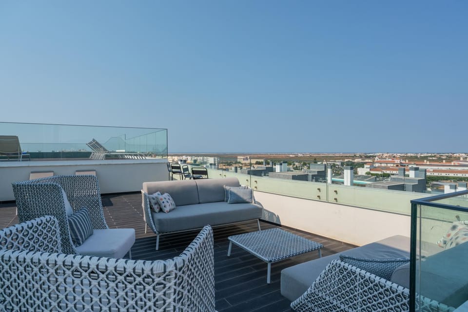 View (from property/room), Balcony/Terrace, Seating area