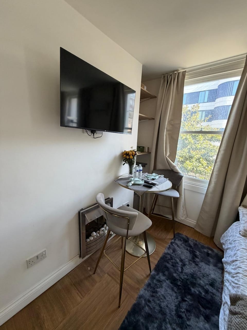Hyde Park and Central London Studio Flat Apartment in City of Westminster