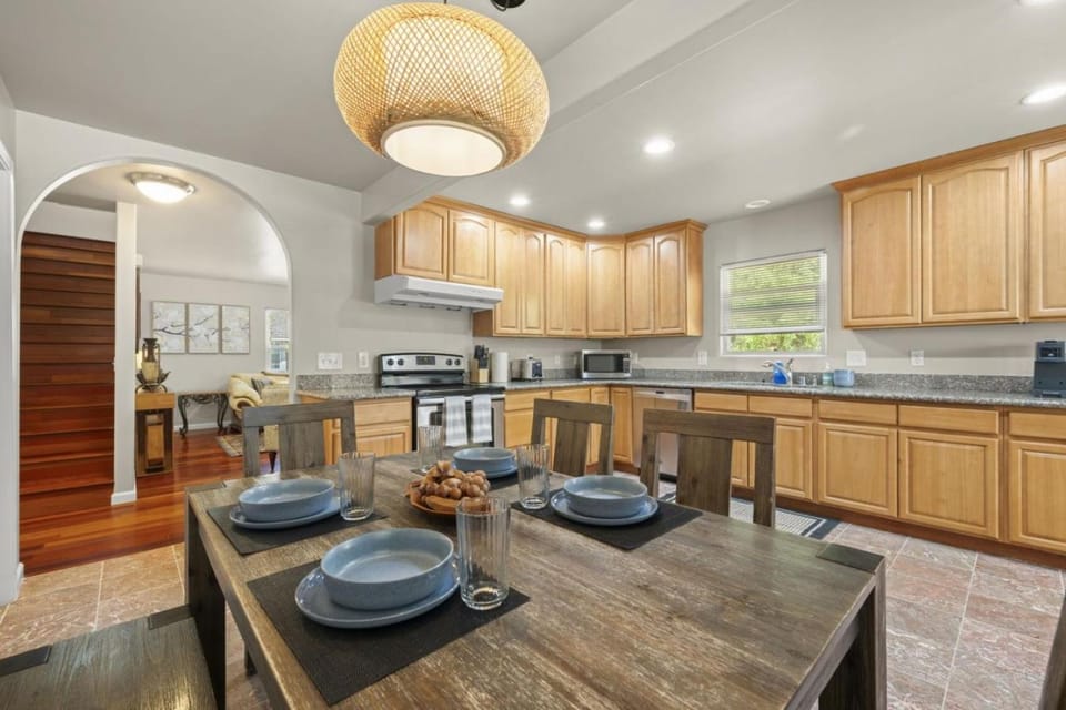 Redmond Country Retreat 3BR 2BA Near Woodinville Seattle House in Redmond