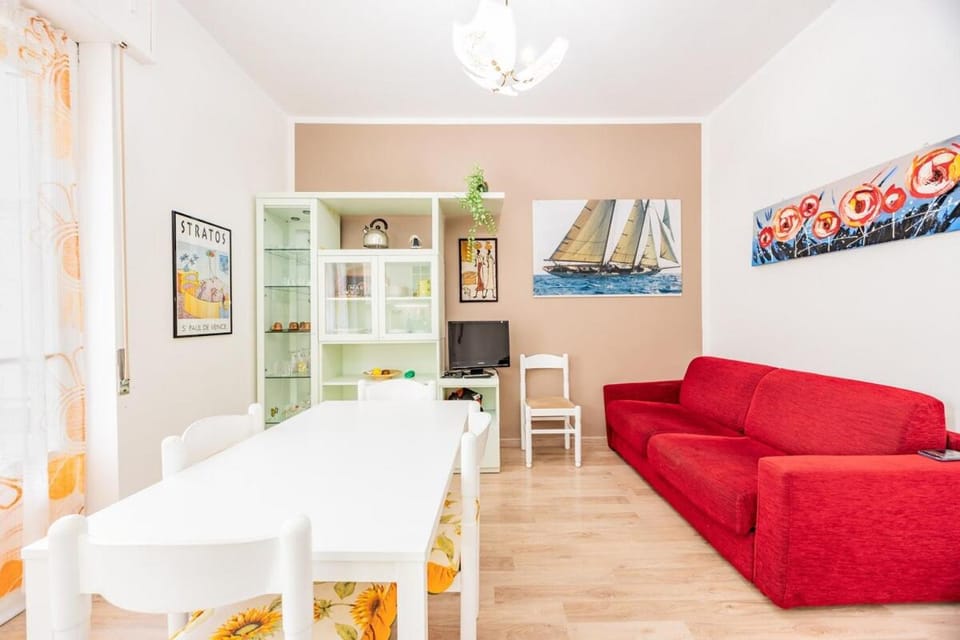 Appartamento Simona by RD Domus Apartment in Spotorno