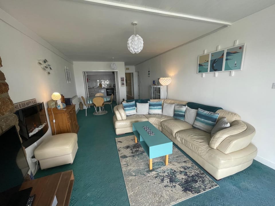 Barracuda, Beachside Apartment Apartment in Wales