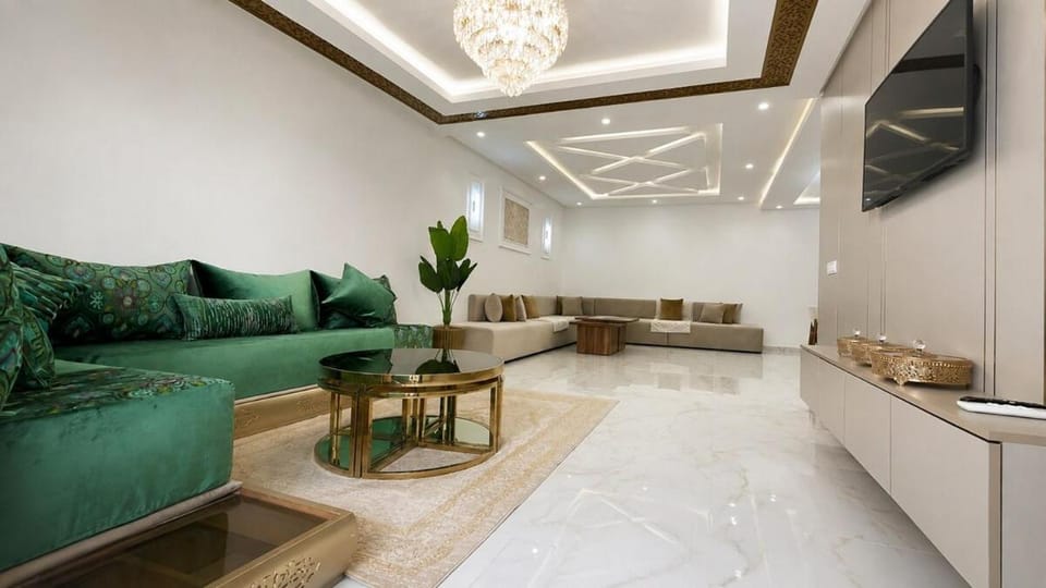 Modern Luxury Two-BR Apartment in Hay Mohammadi Apartment in Agadir