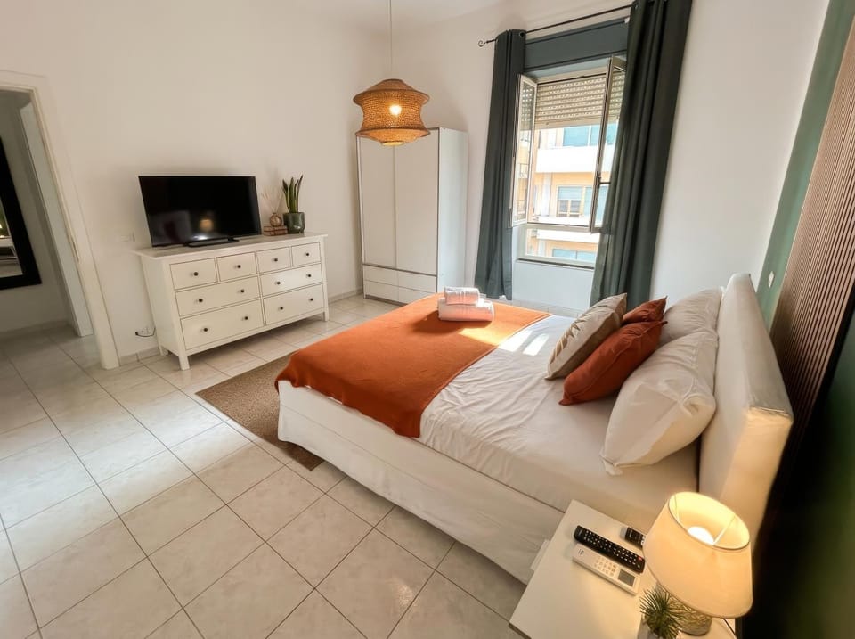 Mucci Apartments, Termoli Town Centre, 5 Minute Walk to the Beach, Pet Friendly Apartment in Termoli