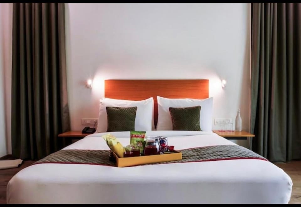 Roswell Green Hotel in Gurugram