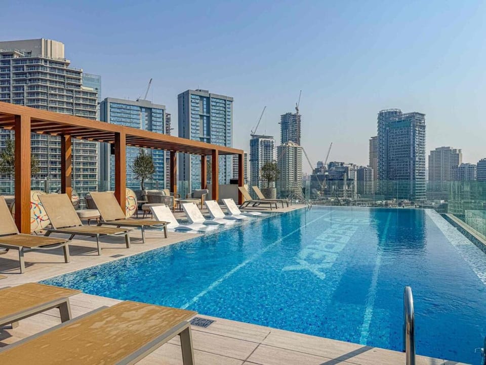 Balcony/Terrace, Swimming pool