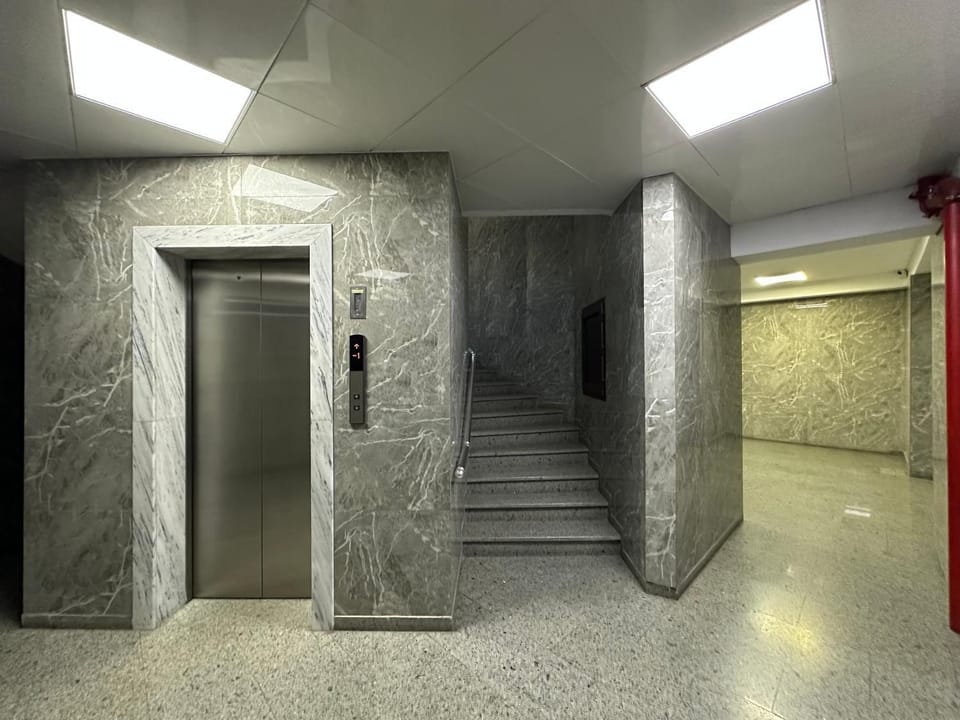 elevator