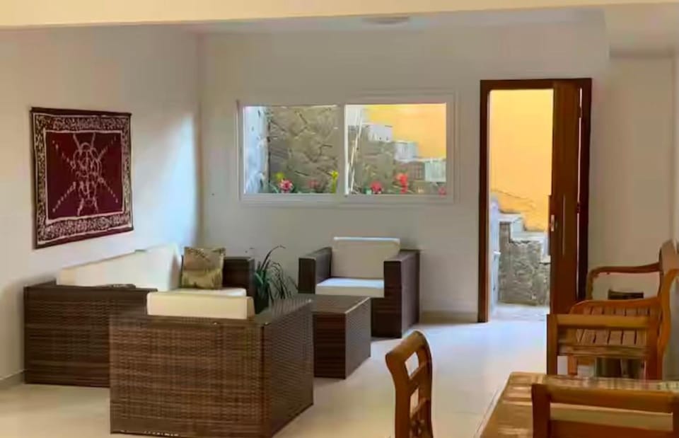 Casa com piscina e vista para o mar em búzios Apartment in Cabo Frio