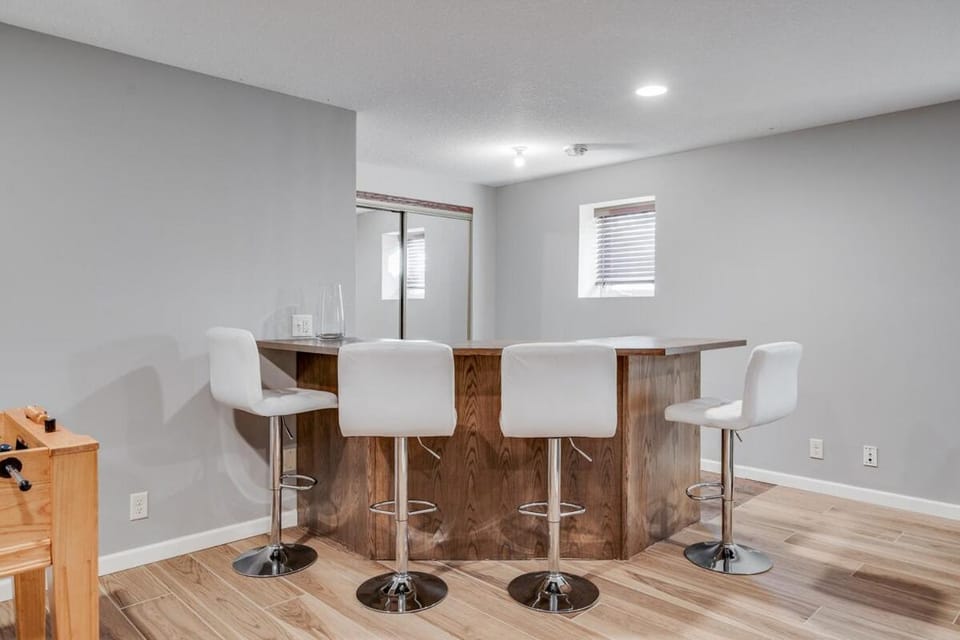 Lounge or bar