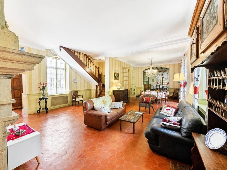 Living room, Seating area