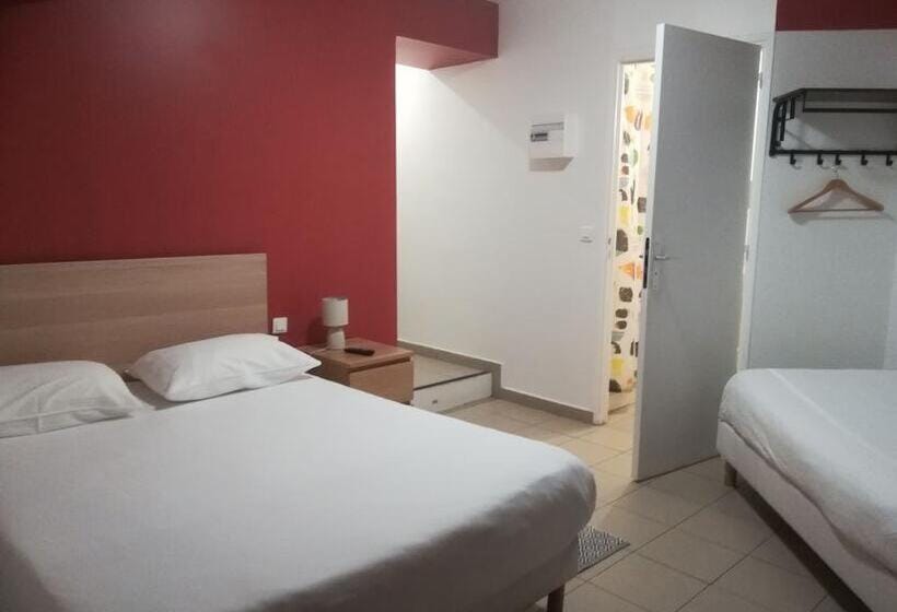 Hôtel aristide vauban Apartment in Île-de-France