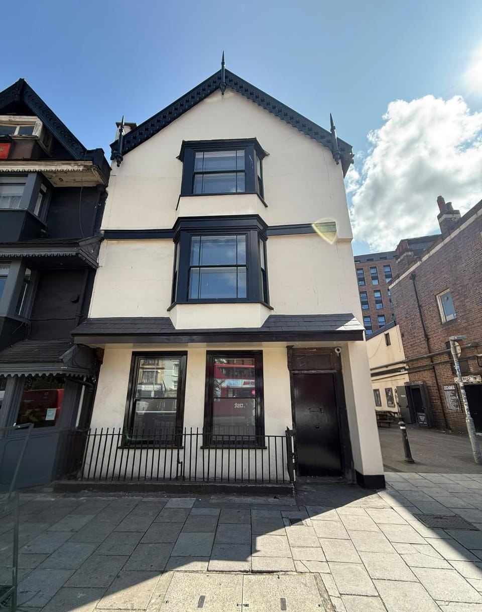 Shepherd's Hall Hotel in Bristol