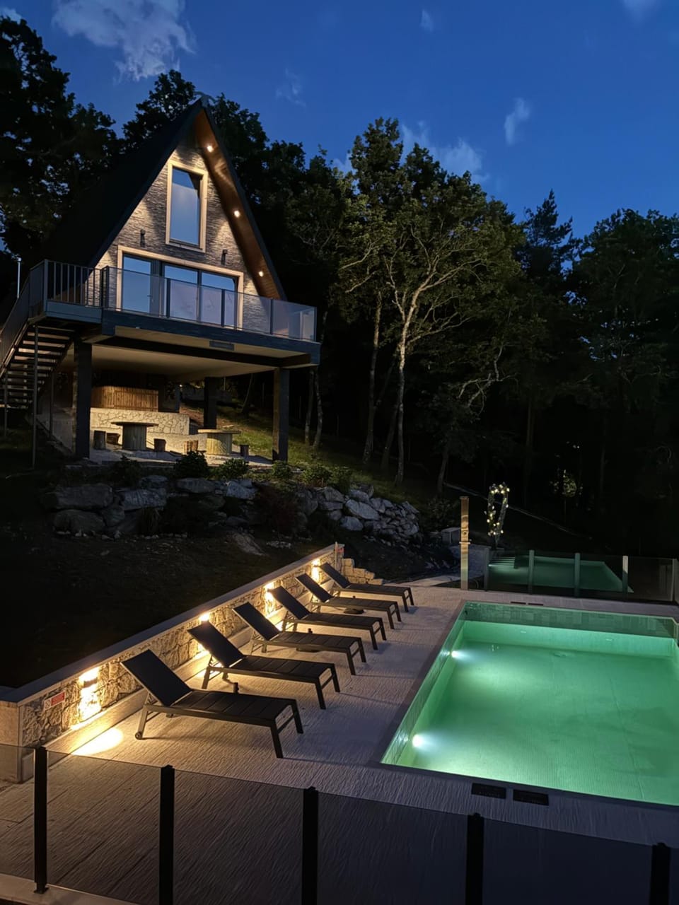 Property building, Night, Swimming pool, Swimming pool, sunbed