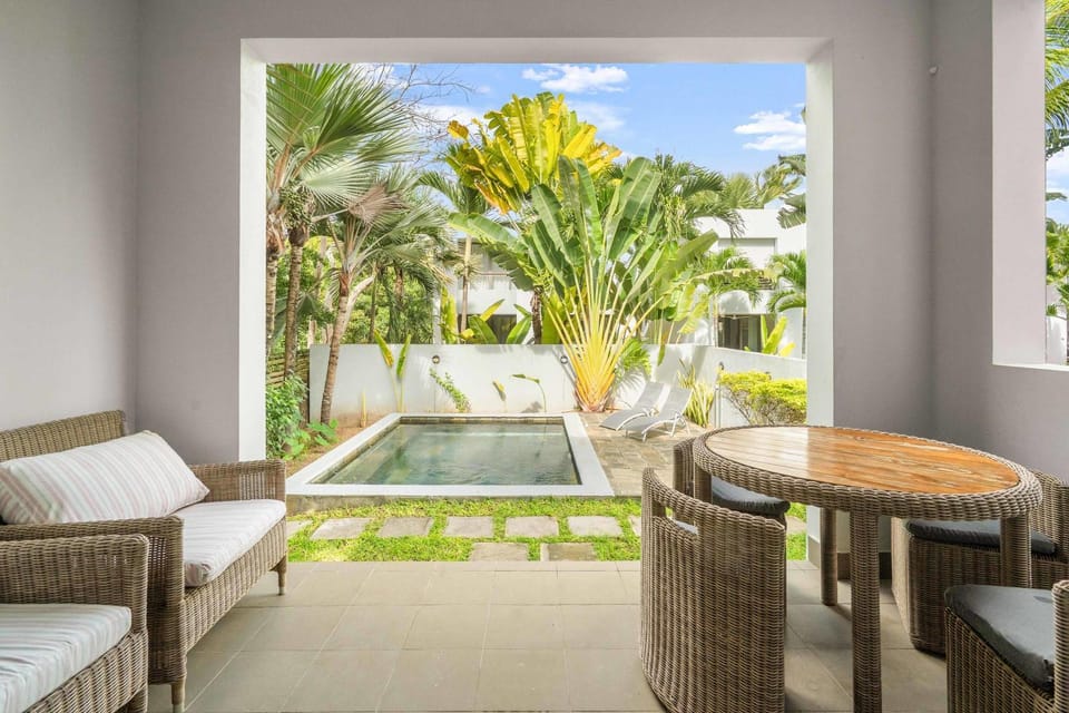 Villa Calia - Luxury Pool Villa by the Beach Villa in Rivière du Rempart District, Mauritius