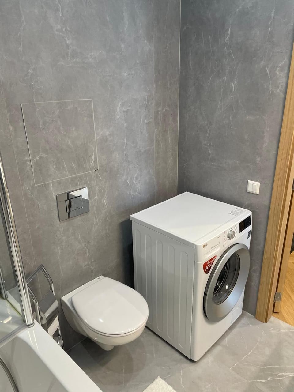 Toilet, Bathroom, washing machine