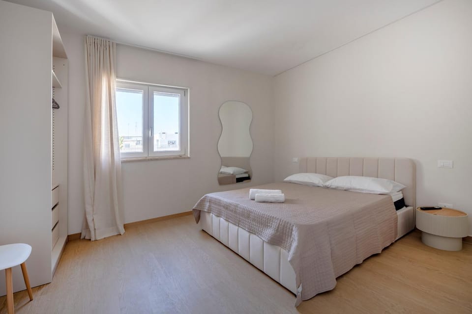 Living room, Bedroom