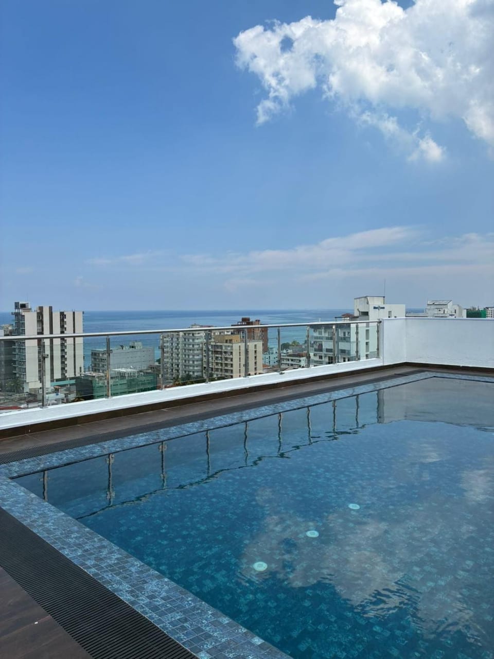 Bay Nest Apartment in Colombo