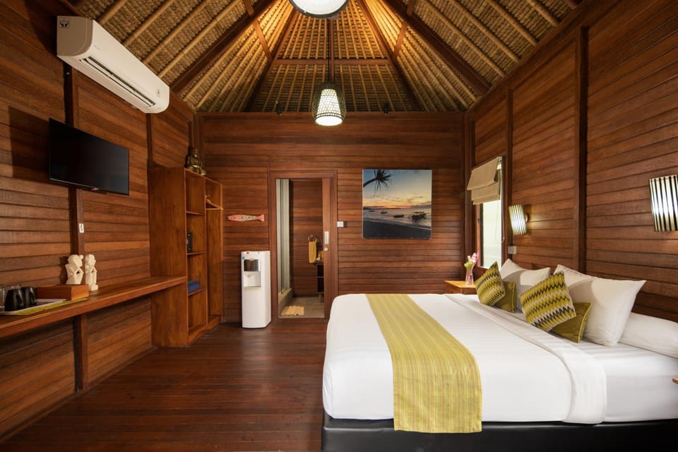 Bed, Bedroom, air conditioner