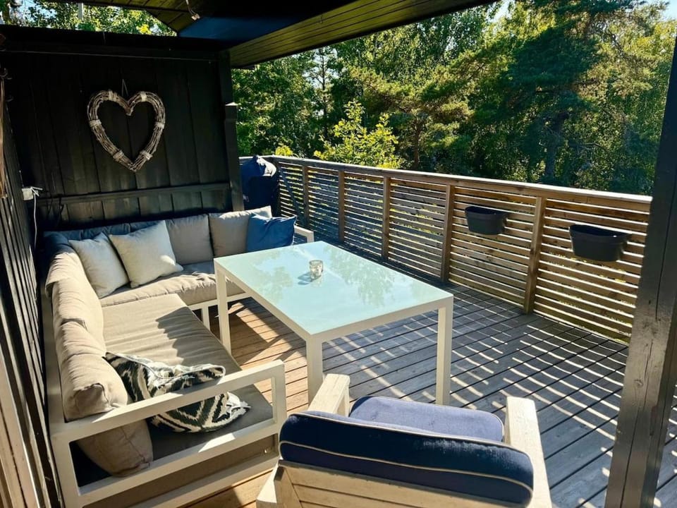 Patio, Balcony/Terrace, Dining area, fireplace