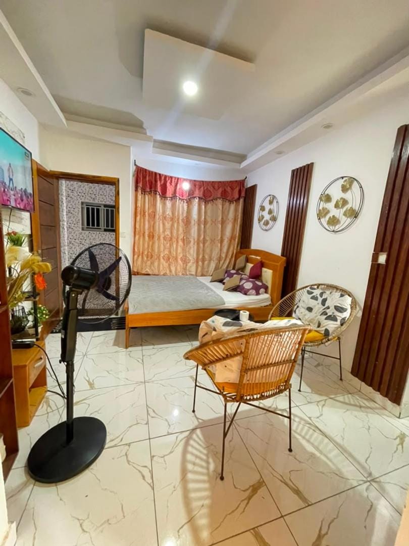 Studio meublé home signature Apartment in Africa