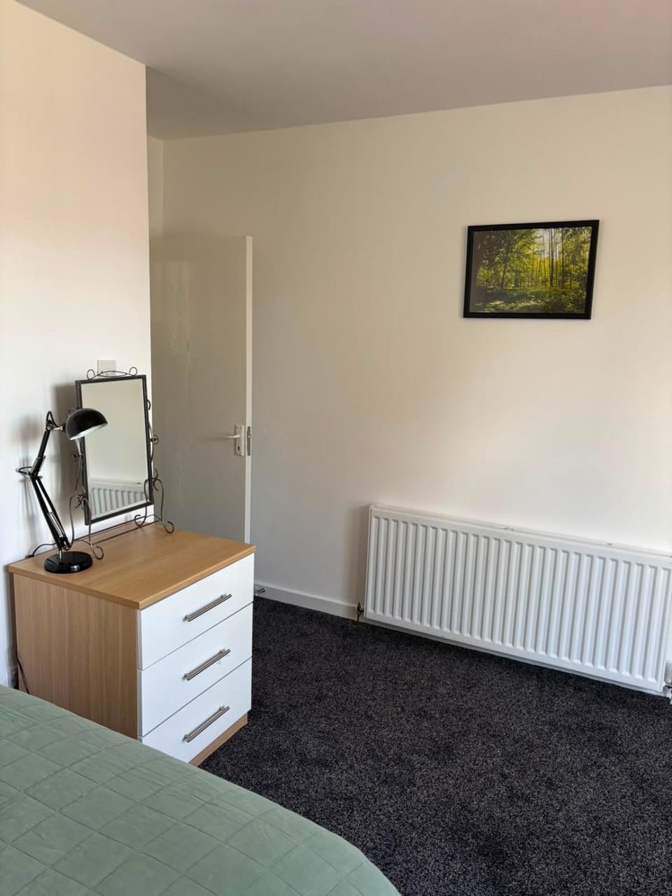 Sunny and Comfortable Studio Apartment in Southport