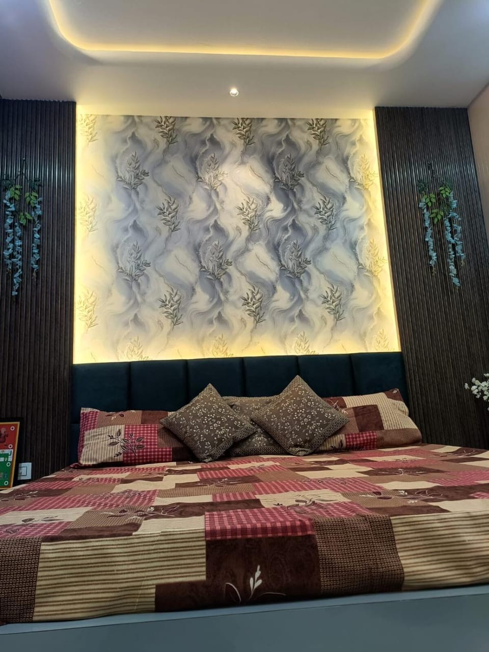 Premium Studio Near Vijay Nagar Phoenix Mall Apartment in India