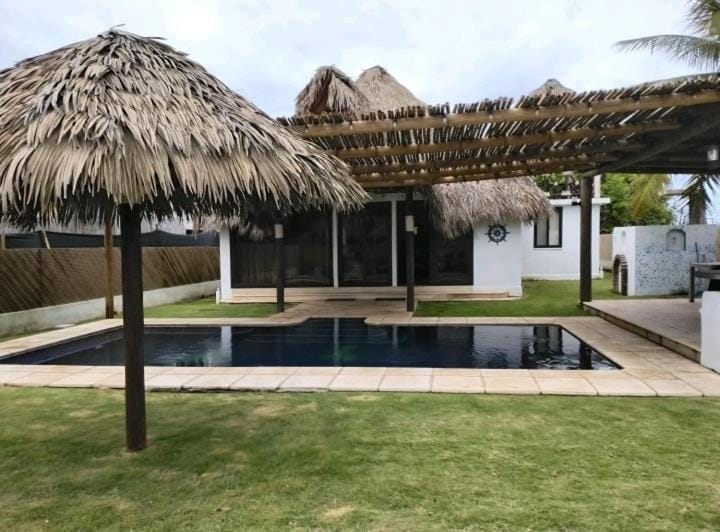 Villa Anita Beach House El Paredón Villa in Guatemala