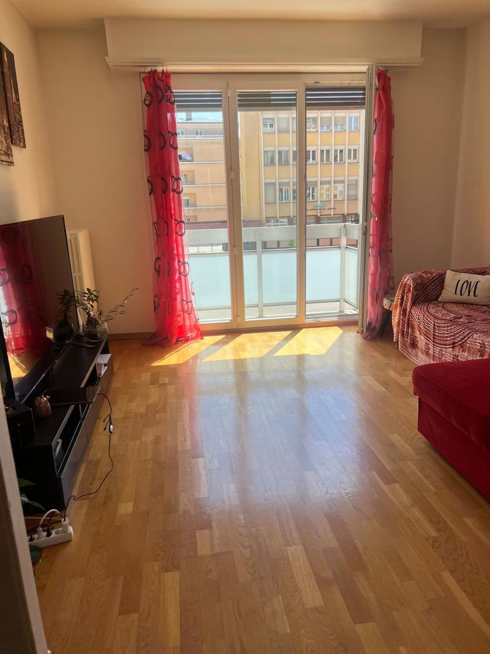 Chambre confortable au cœur de Lausanne Vacation rental in Lausanne