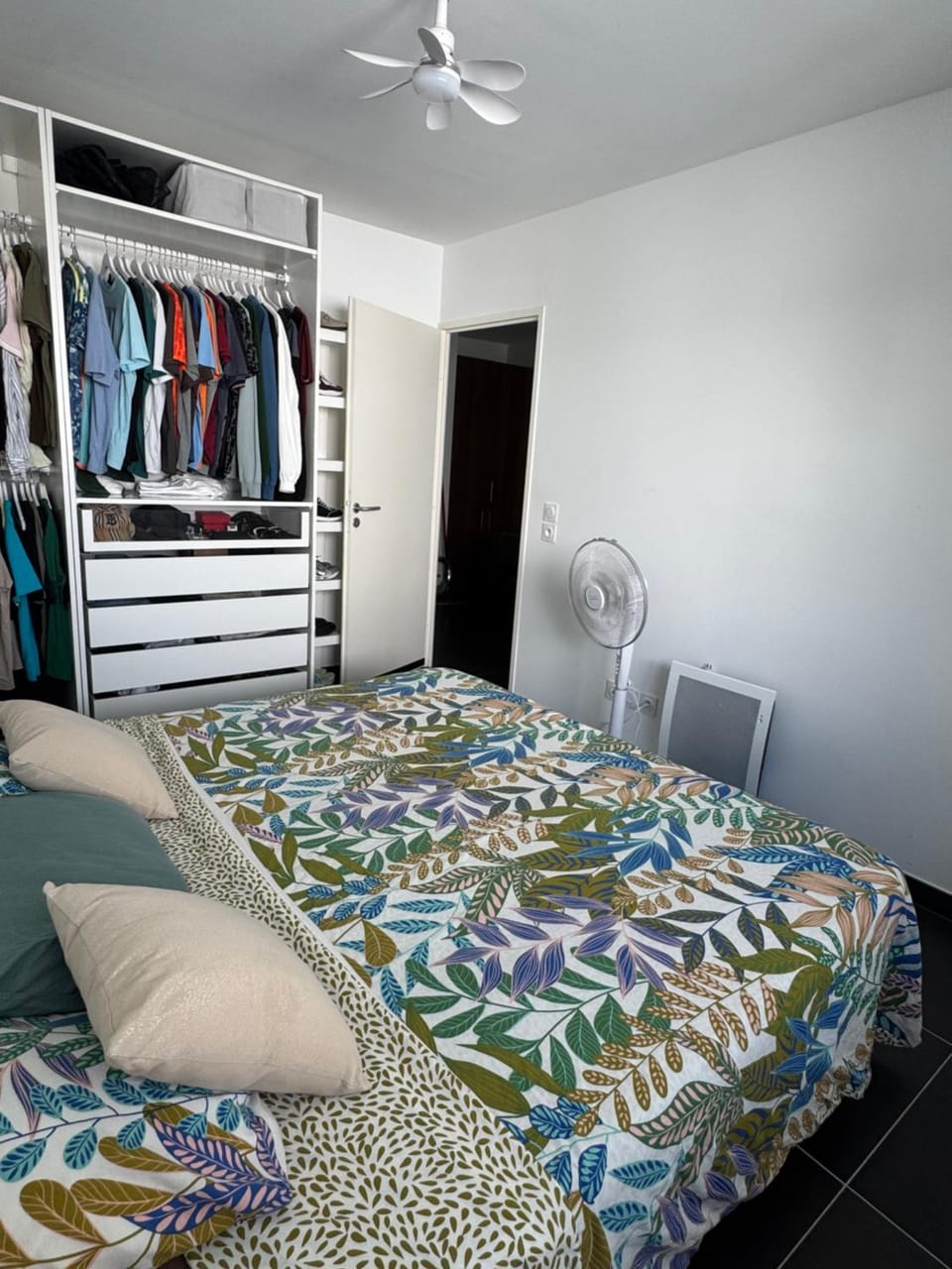 Bed, wardrobe