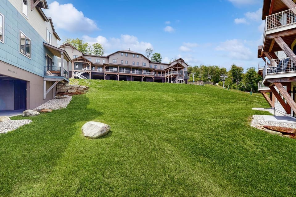 Luxe Retreat at O'Kemo's Southface Village Apartment in Mount Holly