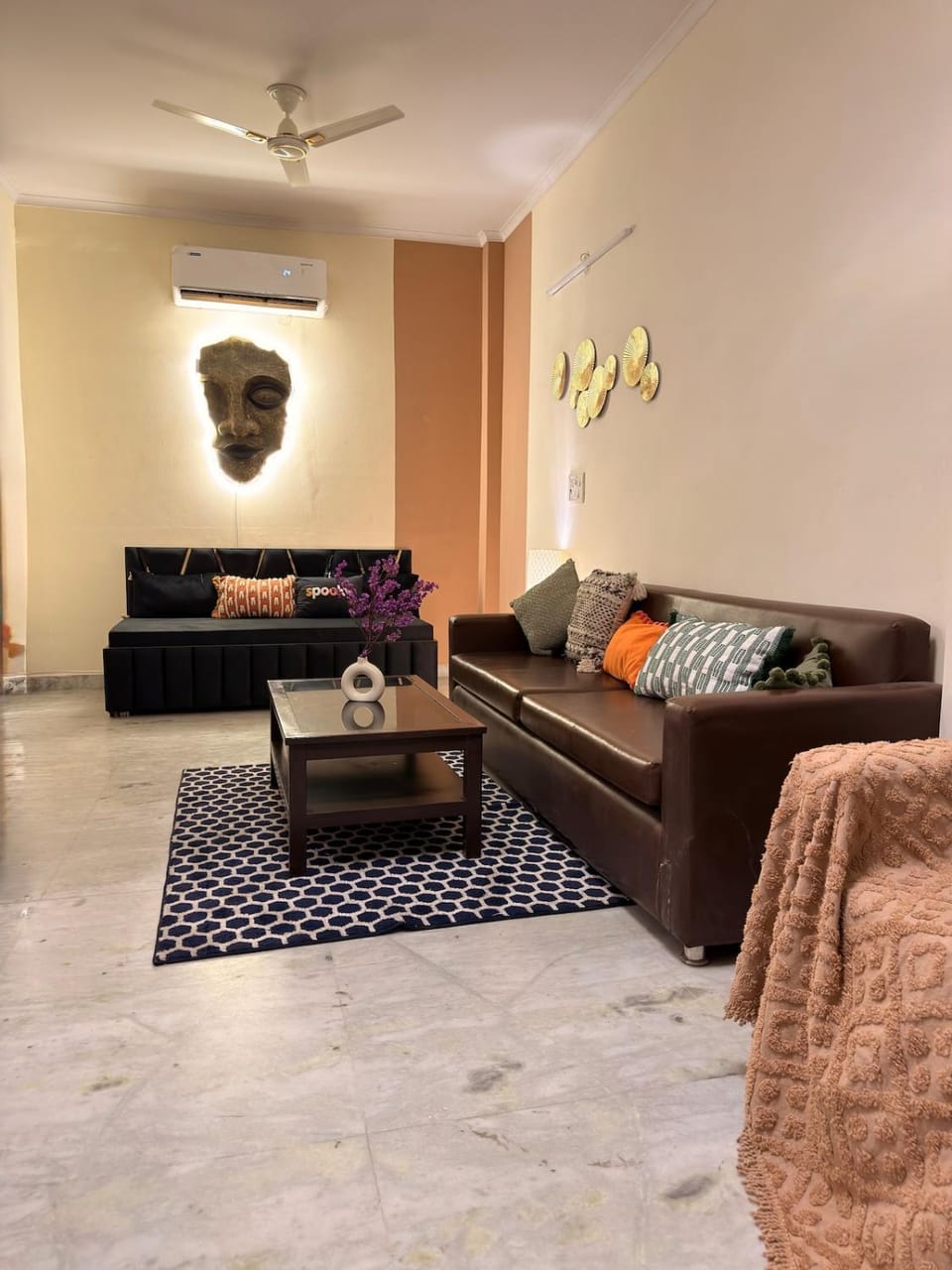 AP Luxe Stays Jacuzzi & Home Theater Apartment in Delhi