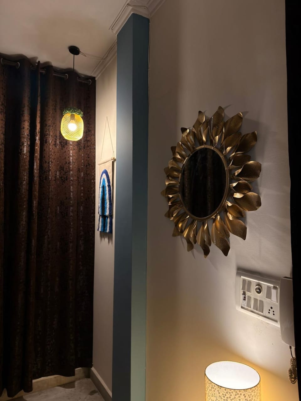 AP luxe stays 2bhk Home Theaterchillrelax Apartment in Delhi