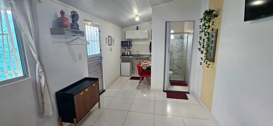 Studio com ar-condicionado, Wi-Fi, água quente e TV Apartment in State of Bahia